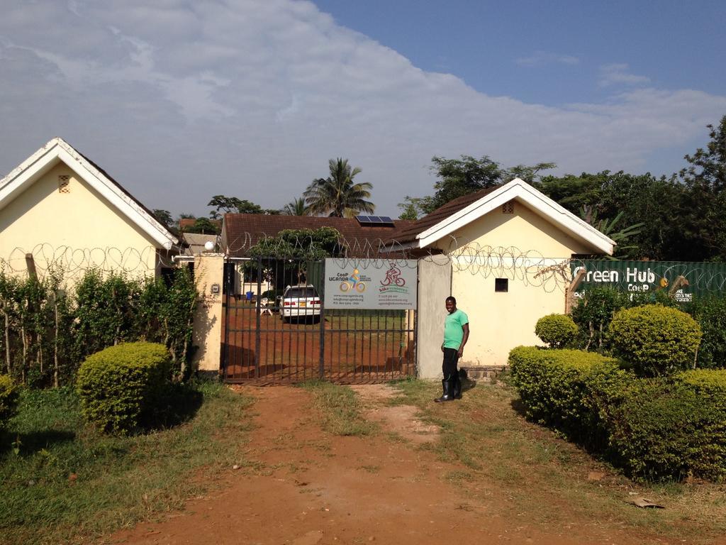 Bikeventures House Uganda Hotel Jinja Exterior photo